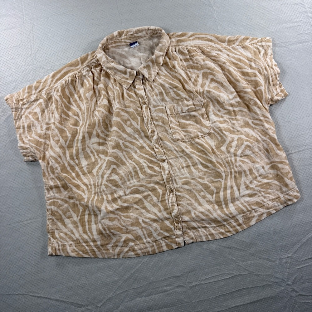 Old Navy Zebra Print Short Sleeve Button Front Shirt Top Womens Medium M